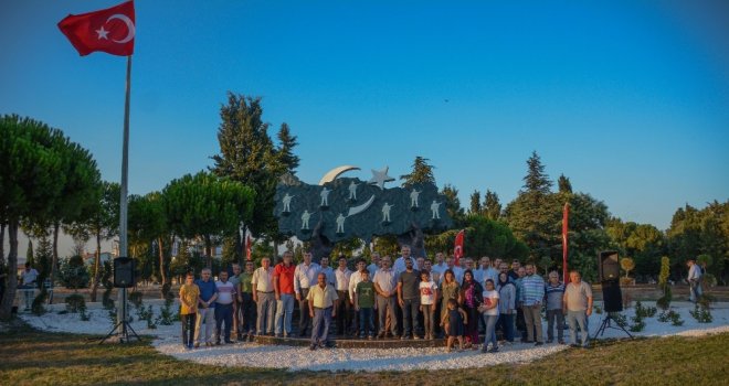 Karacabeyde ‘Şehitlik Anıtı Dualarla Açıldı