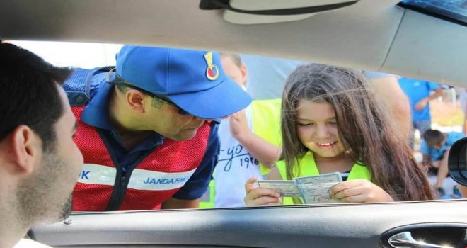 Jandarmadan Öğrencilere Trafik Eğitimi