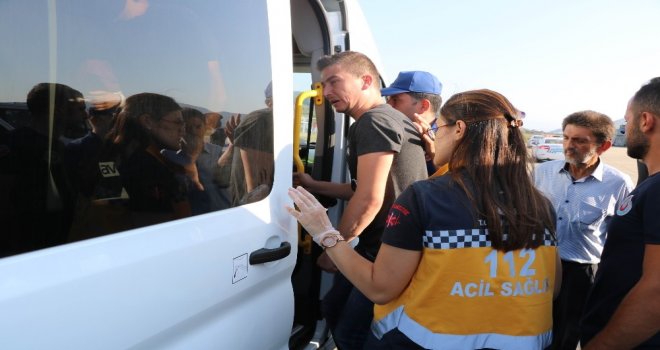 Şehit Yeğeninin Tabutuna Böyle Koştu