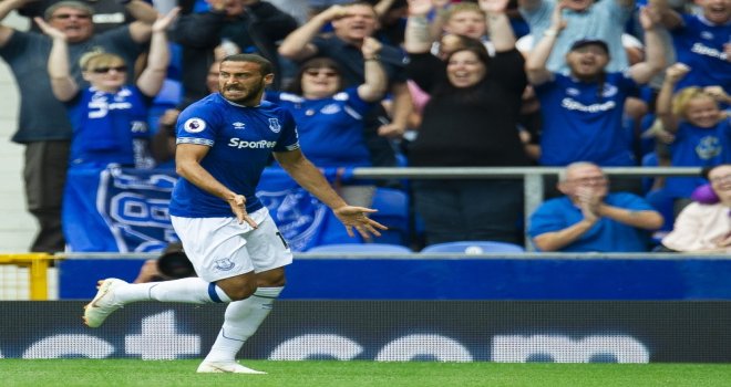 Evertonda Perdeyi Cenk Tosun Kapattı