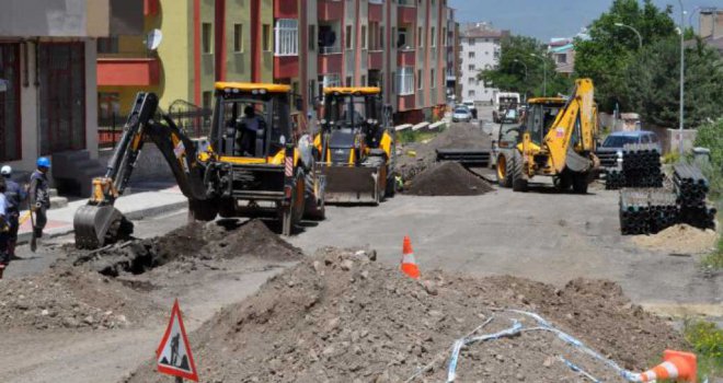 ERZURUM'UN ALTYAPISINA BÜYÜKŞEHİR DAMGASI