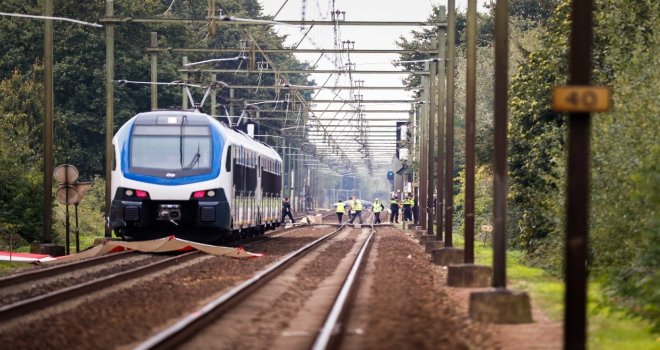 Hollandada Tren Bisiklete Çarptı: 4 Ölü, 2 Yaralı