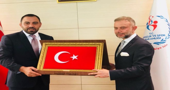 Başkan Ertürkten Efsane Güreşçiye Ziyaret