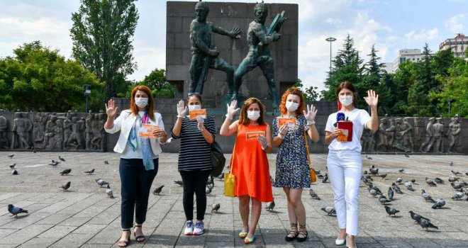 BAŞKENT'TEN KADINA ŞİDDETE KARŞI YÜKSELEN YANIT: TURUNCU MASKE