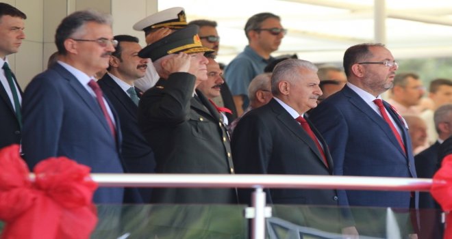 Genç Teğmenler Mezun Oldu