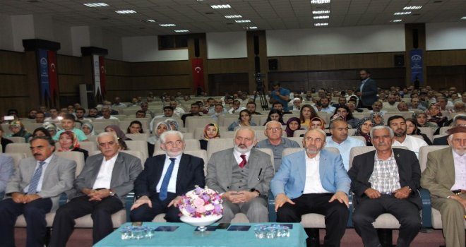 Elazığda Camiler Ve Din Hizmetine Adanmış Ömürler Konferansı