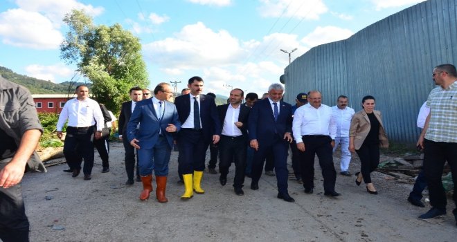 Bakan Kurum: “Hasar Tespitlerimizi Bir Hafta İçerisinde Tamamlayacağız”