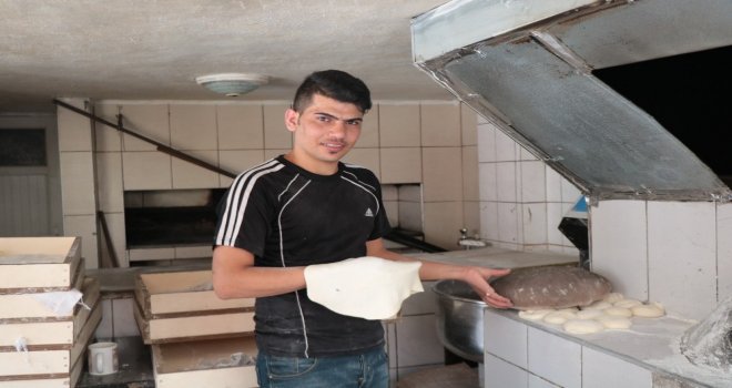 Kerkükte Başladığı Mesleğini Samsunda Devam Ettiriyor