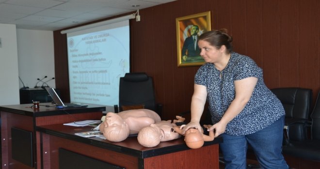 Erdemli Belediyesi Personellerine İlk Yardım Eğitimi