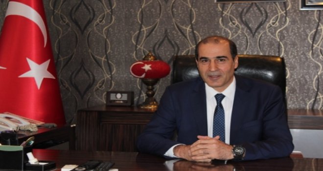 Emniyet Kemeri Takmayan Ve Telefonla Konuşan Sürücülere Ceza İşlemi