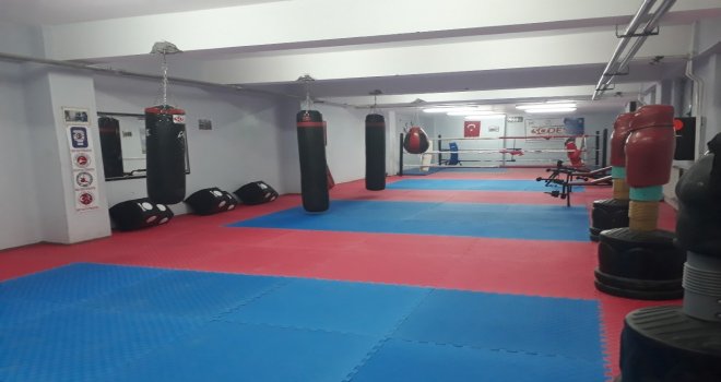 Silopide Wushu Ve Boks Salonunun Zemini Onarıldı