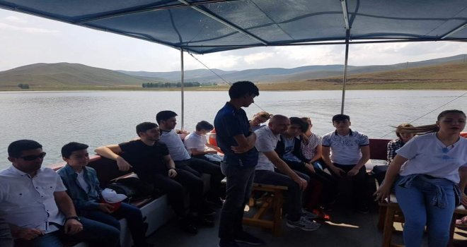 Azerbaycan Halk Dansları Topluluğu Dirilişte Yat Gezisi Gerçekleştirdi