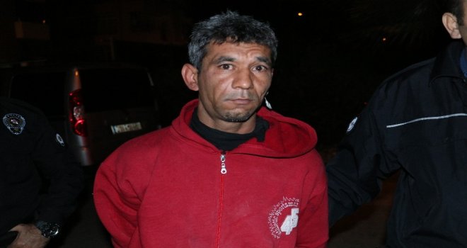 Hırsız Giydiği Poşet Eldivenle Vatandaşlar Tarafından Suçüstü Yakalandı