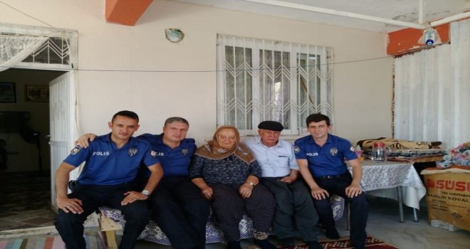 Polisler Şehidin Ailesi İle Bir Araya Geldi