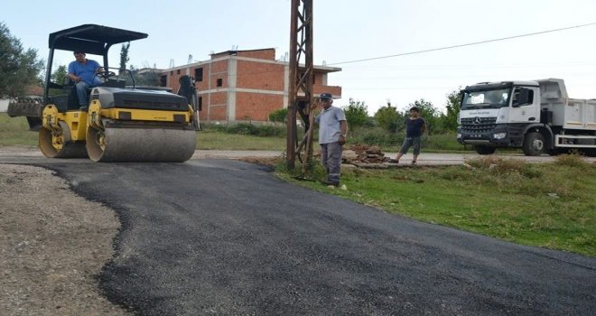 Dilovası Belediyesinden Alt Yapısı Biten Mahalleye Asfalt