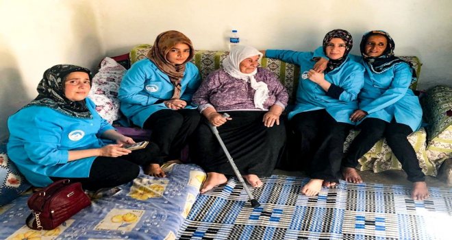 Ceylanpınar Belediyesi Evlere Hizmet Götürüyor