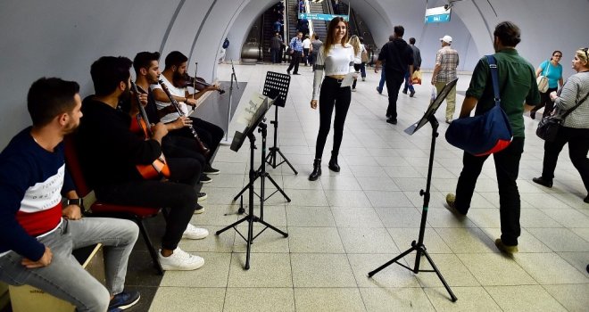 Günün Yorgunluğuna Kısa Bir Mola