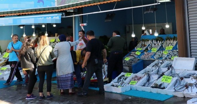 Kırıkkalede Balıkçılar Çarşısına Yoğun İlgi