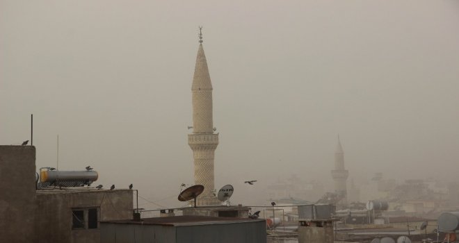 Suriye Üzerinden Gelen Toz Fırtınası Kiliste Etkili Oldu
