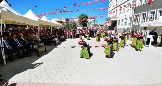 Vanda İlk Ders Zili Çaldı