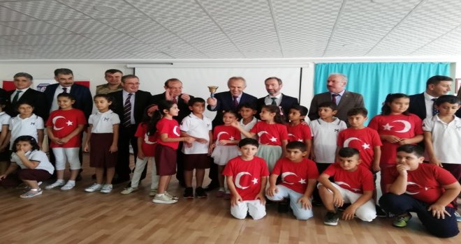 Vali Ata İlk Ders Zilini Çaldı