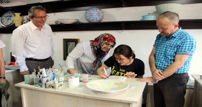 Sanatçı Elif Kaya: Kütahya, Sanat Ve Sanatçı Şehri