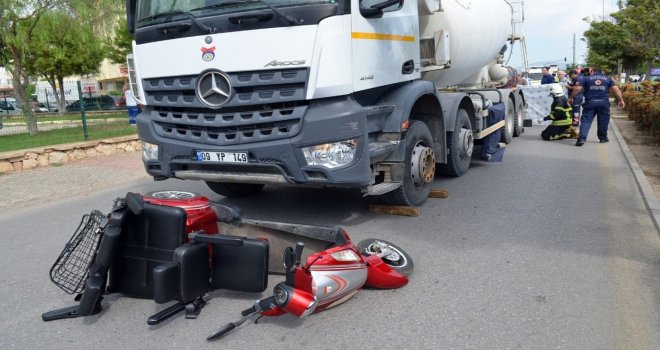 Aşure Hayrına Giden Çift Beton Mikserinin Altında Kaldı: 1 Ölü, 1 Ağır Yaralı