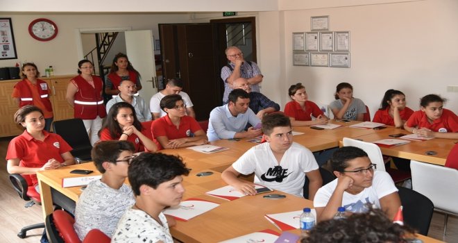 Çbsk Sporcularına İlk Yardım Eğitimi