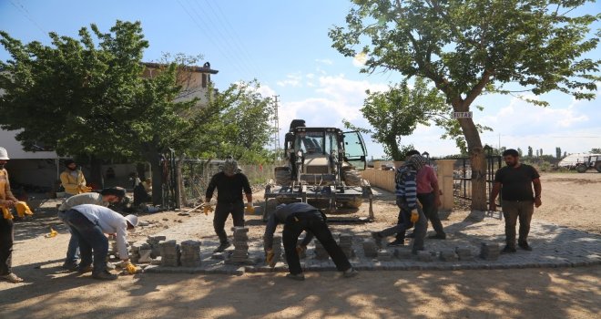 Develi Köylerinde Parke Çalışmaları Devam Ediyor