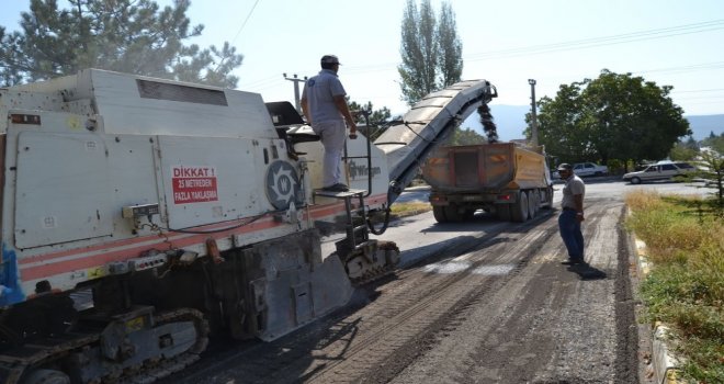 Vergili:asfalt Çalışmalarımız Tüm Mahallelerde Devam Edecek