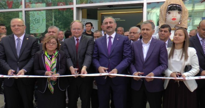 Dünyanın İlk Ve Tek Fıstık Müzesi Gaziantepte Açıldı