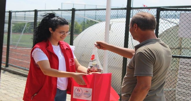 Gençlik Merkezi Engelleri Aşıyor