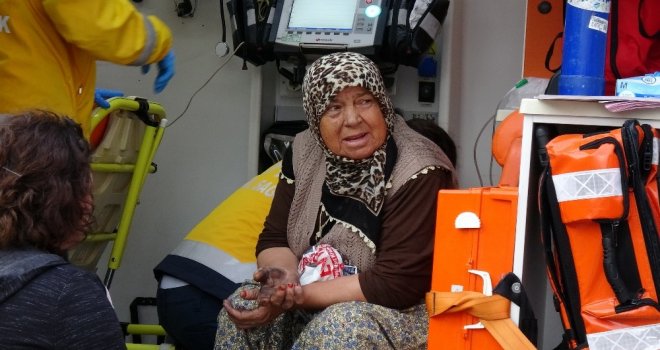 Bursada 4 Katlı Binada Çıkan Yangında Can Pazarı