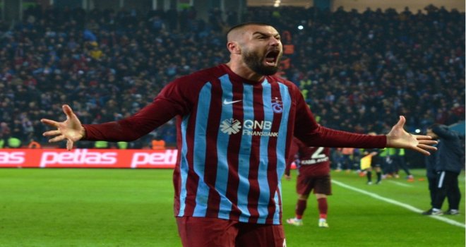 Trabzonsporda Burak Yılmazın Kaptanlığı Alındı