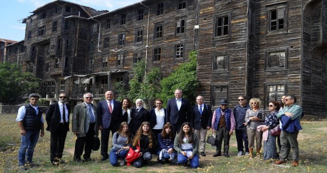 Ab Elçisi Berger, Büyükada Rum Ortodoks Yetimhanesini Ziyaret Etti