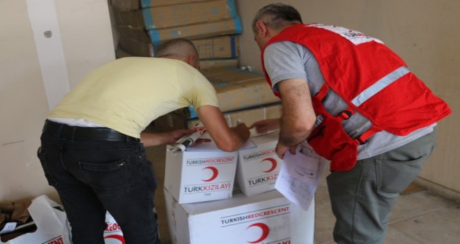 Kızılaydan Celen Ailesine Yardım