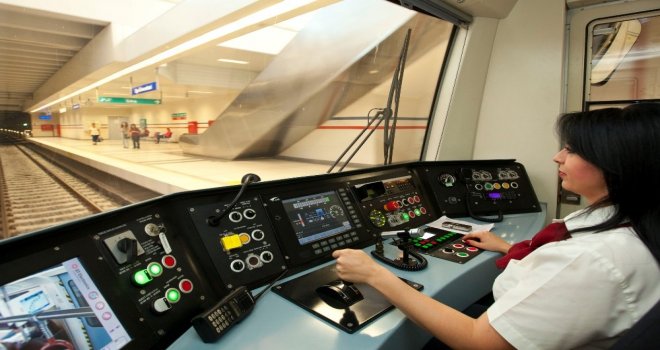 Metro Ve Tramvayda Seferler Sıklaşıyor