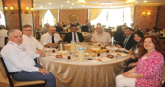 Sgb Üyeleri Basın Bayramında Bir Araya Geldi