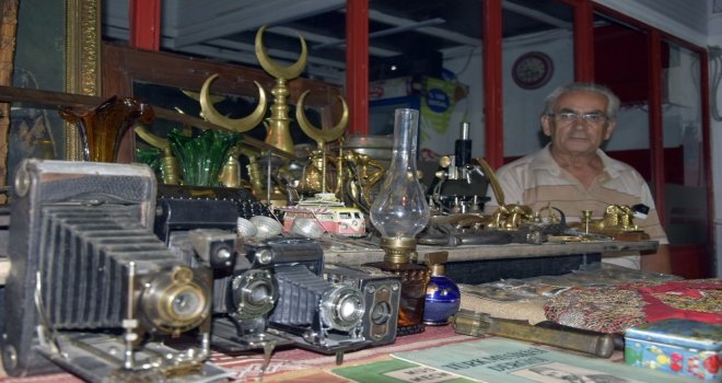 Koleksiyonerlerin Gözdesi Burdurdaki Pazar Mezatı