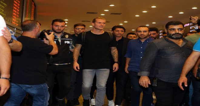 Loris Karius, Beşiktaş İçin İstanbulda