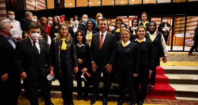 İMAMOĞLU'NDAN 'YENİ METROBÜS' ÇAĞRISI: İSTANBUL'LA İLGİLİ KARARLAR GECİKTİRİLEMEZ