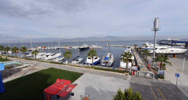 İzmir Marina yeniden cazibe merkezi oluyor