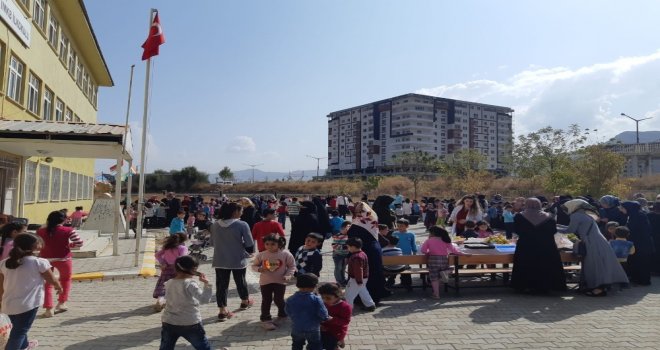 Muş İmkb İlkokulunda Kermes Etkinliği