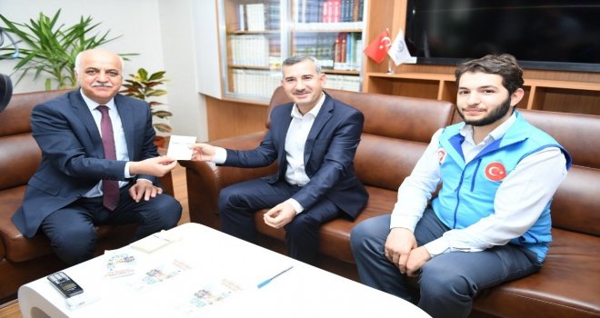 Çınarda Kurbanını Diyanete Bağışladı