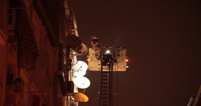 Fatihte Madde Bağımlısı Bir Kişi Evini Yakmaya Çalıştı