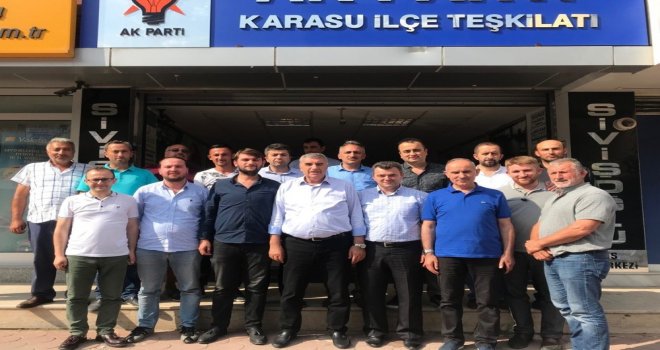 Başkan Toçoğlundan, Ak Parti Karasu İlçe Teşkilatına Ziyaret