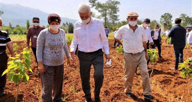 Başkan Gürün İpekböcekçiliği Üreticileri ile Buluştu