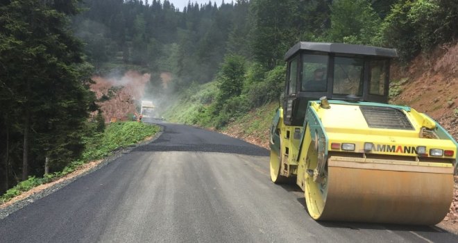 Trabzonda Her Gün 15 Değişik Noktada Yol Çalışması Yapılıyor