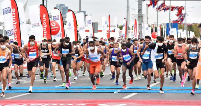 15. İSTANBUL YARI MARATONU'NU İBB'Lİ SPORCULAR BİRİNCİ TAMAMLADI