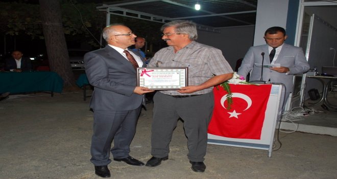 40 Yıllık Traktör Tamircisi Yılın Ahisi Seçildi